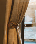 Modern Hand-Shaped Metallic Curtain Tieback - Polished Gold Curtain Holdback