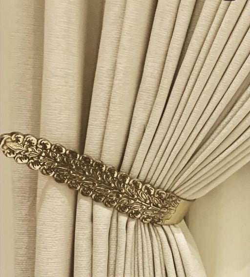 Royal Vintage Metallic Curtain Tieback - Antique Gold Curtain Holdback